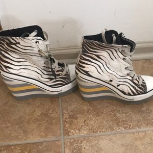 Rock & Candy Goldluxe shoes